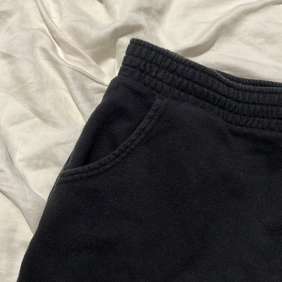 Victoria’s secret pink black mini skirt - Picture 3 of 4